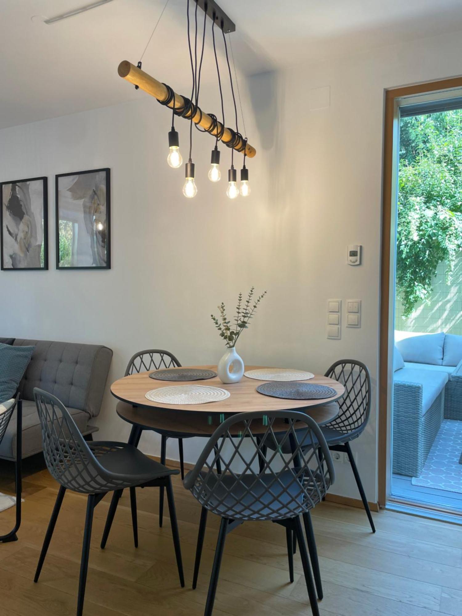 Roterd Residence, & Green, Parking Lot Appartamento